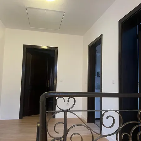 Rus House
